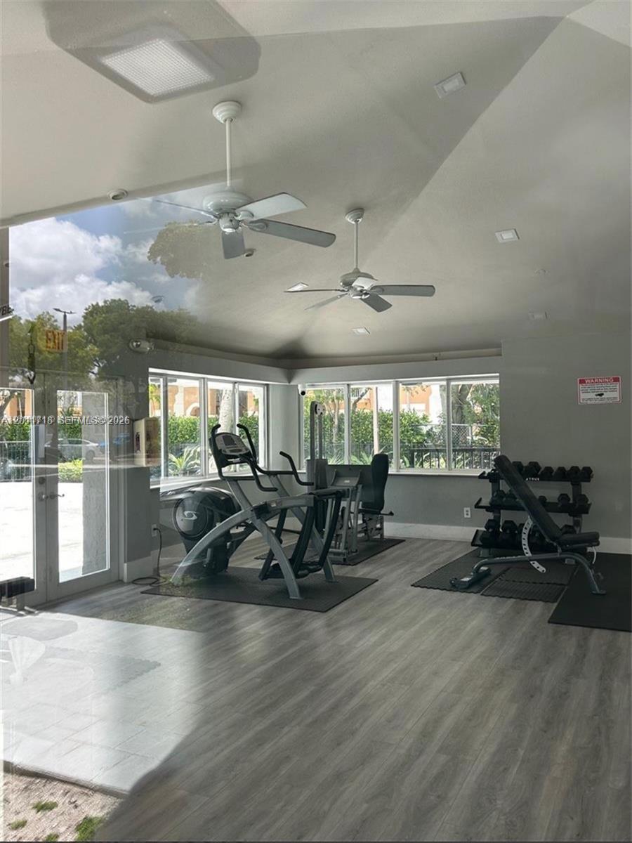 7160 NW 179th St # 309, Hialeah FL 33015