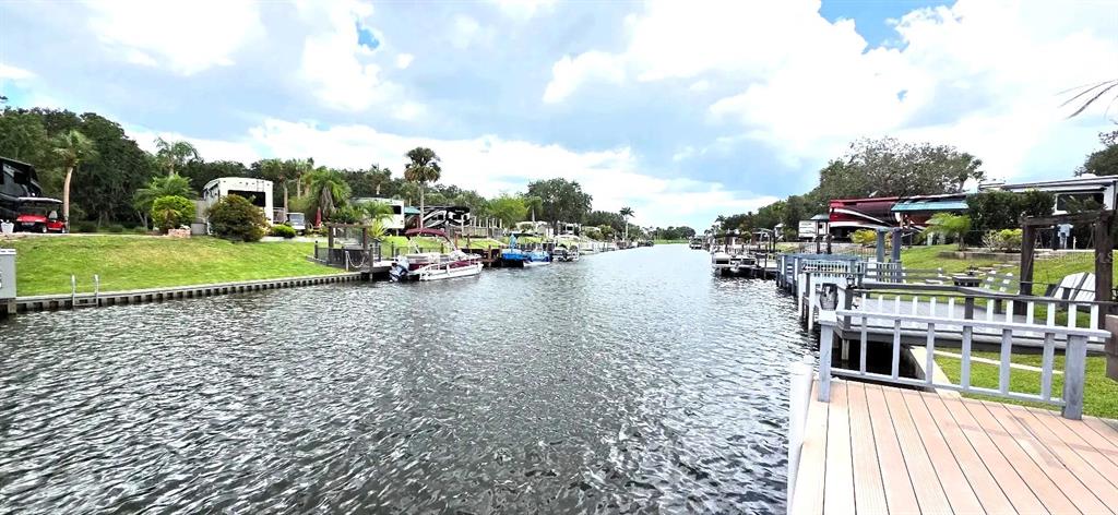 568 WATERWAY DRIVE, RIVER RANCH, FL — photo 2 of 21