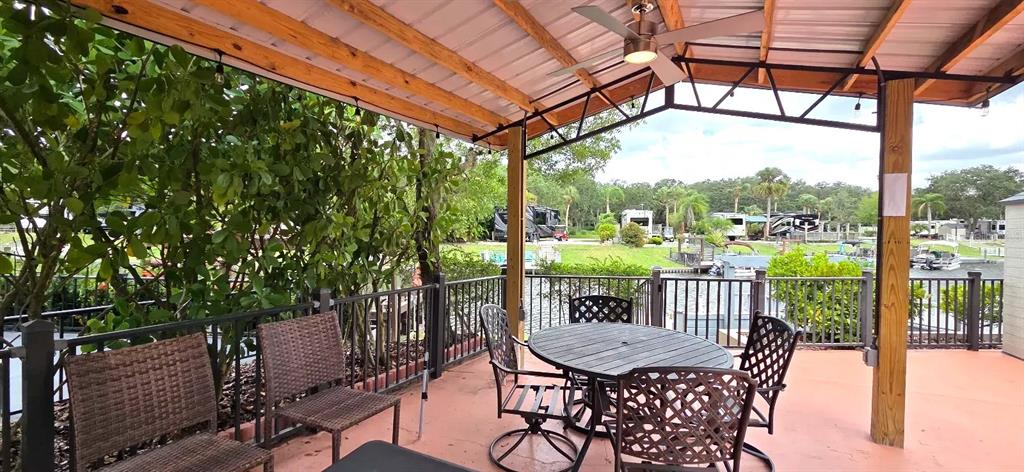 568 WATERWAY DRIVE, RIVER RANCH, FL — photo 5 of 21
