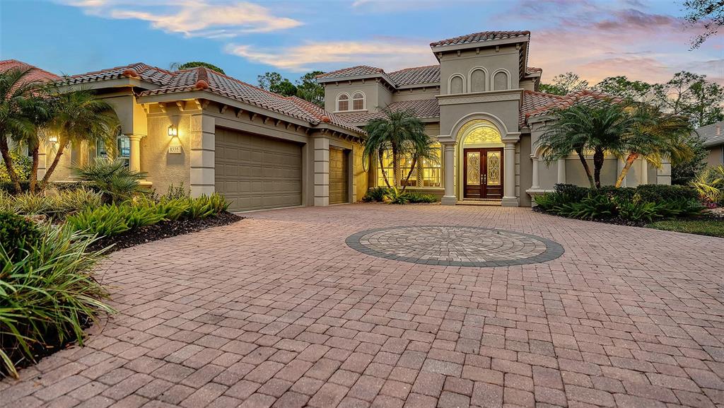8335 GROSVENOR COURT