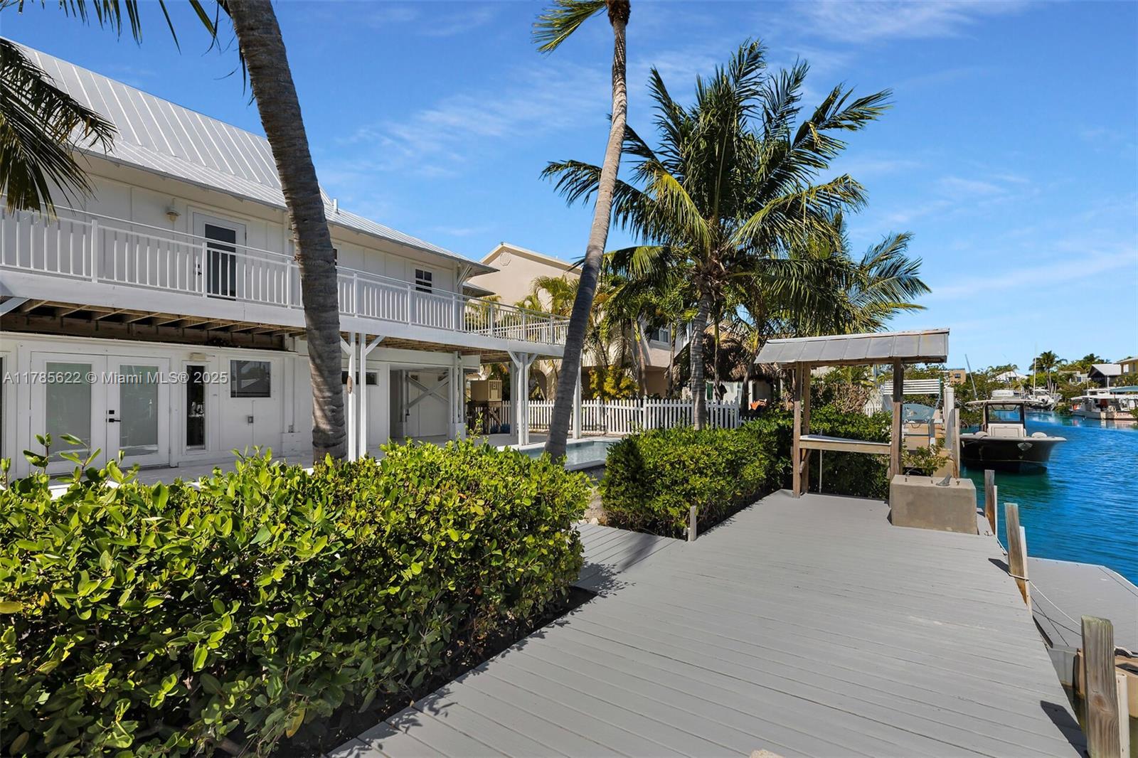 157 Venetian Dr, Islamorada FL 33036