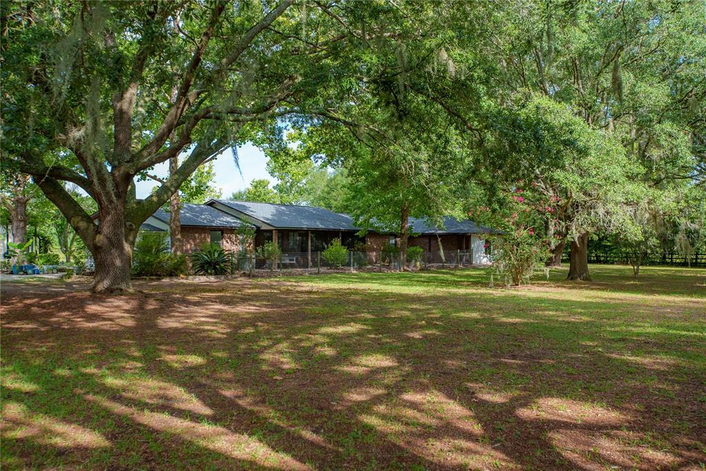 25518 NW COUNTY ROAD 241
