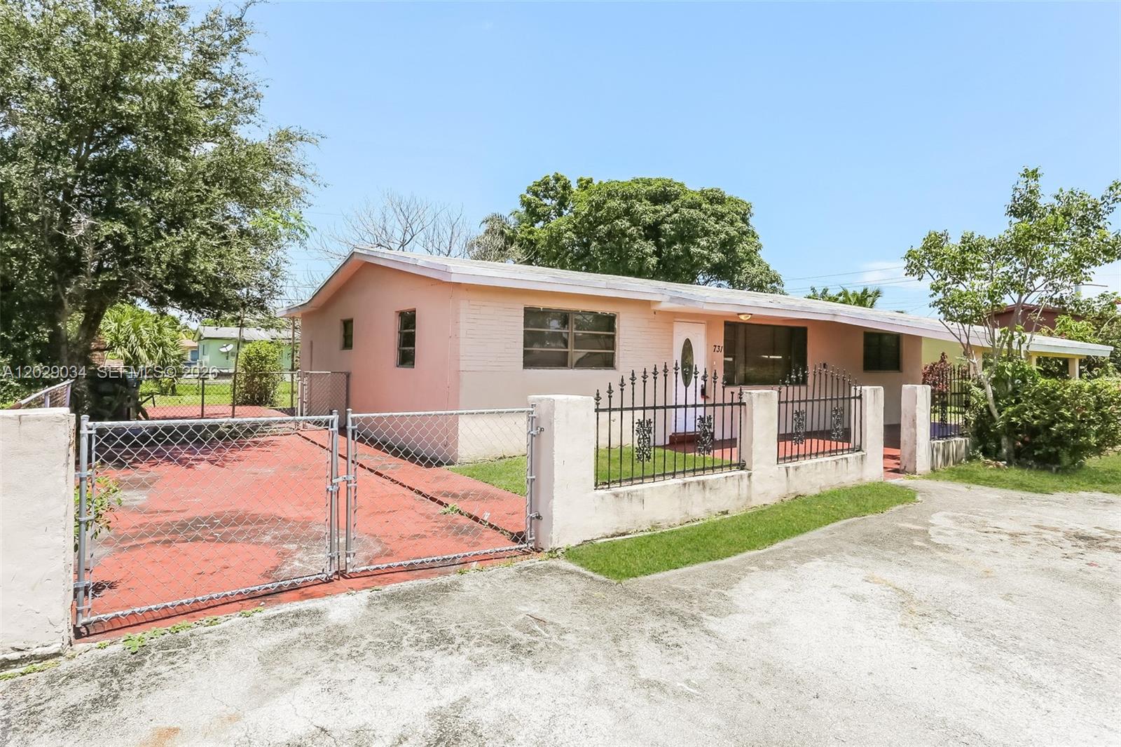 731 NW 175th Dr, Miami Gardens FL 33169