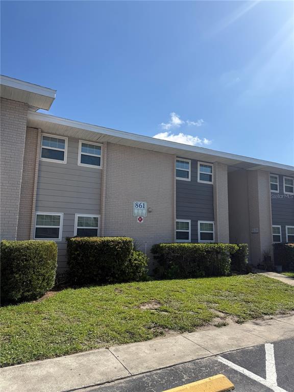 861 SKY LAKE CIRCLE UNIT C