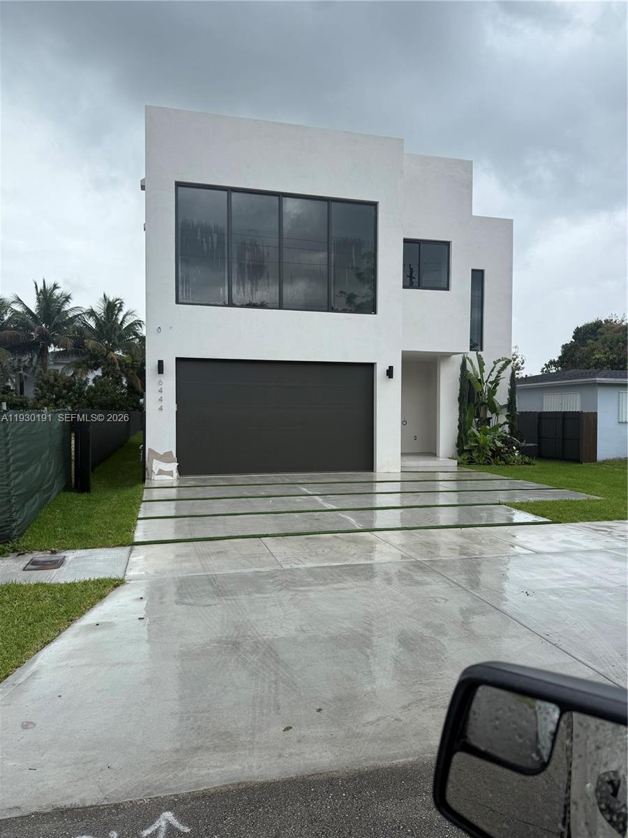 6444 SW 26th St, Miami FL 33155