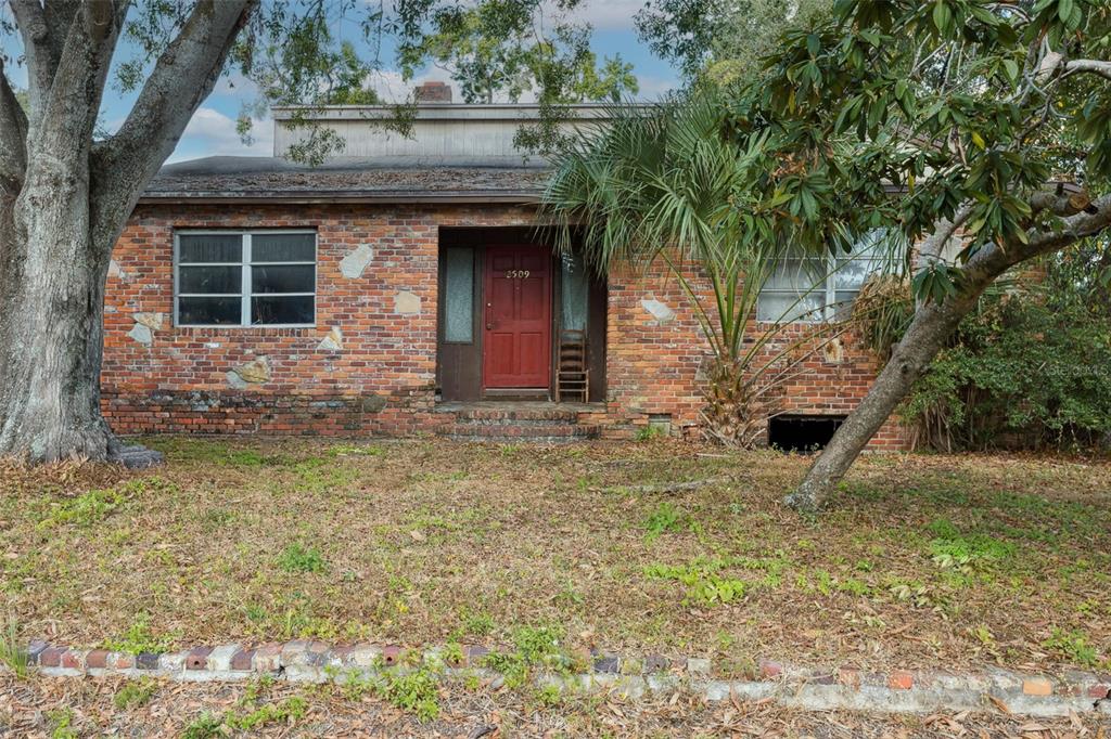 2509 EMMA CIRCLE