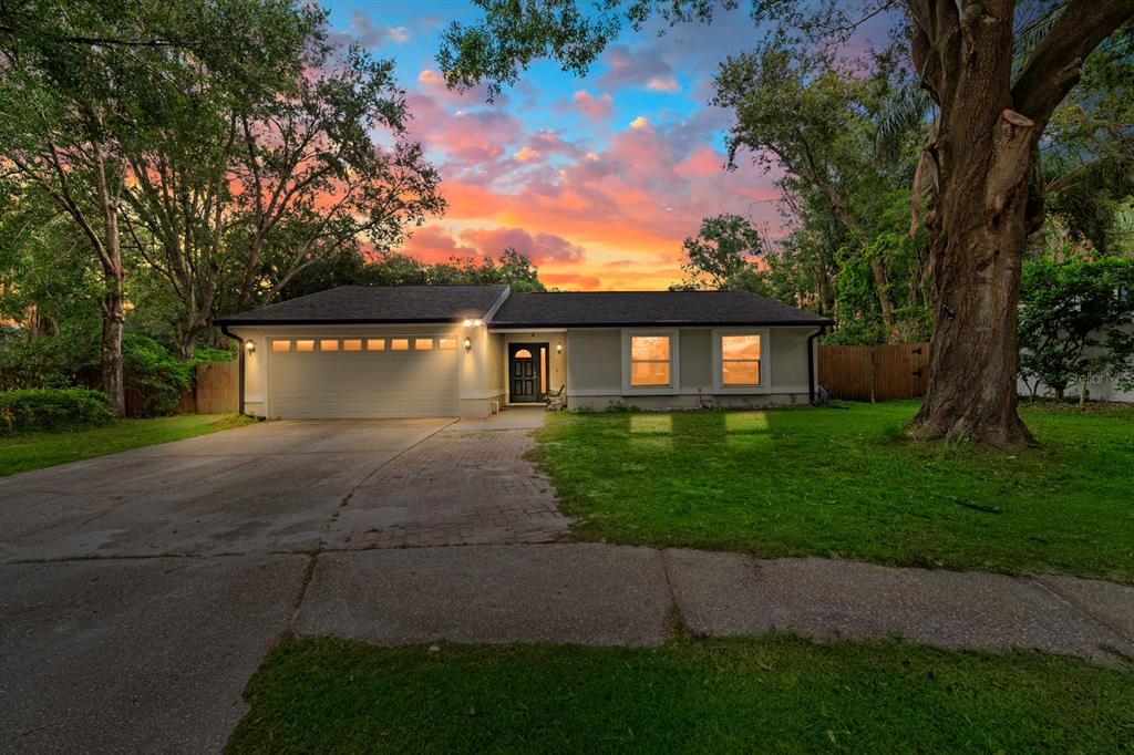 1421 SHADOW BAY LANE