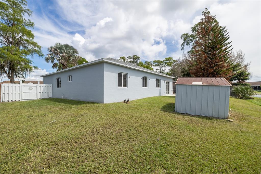 138 HOLLYHOCK COURT, KISSIMMEE, FL — photo 5 of 30