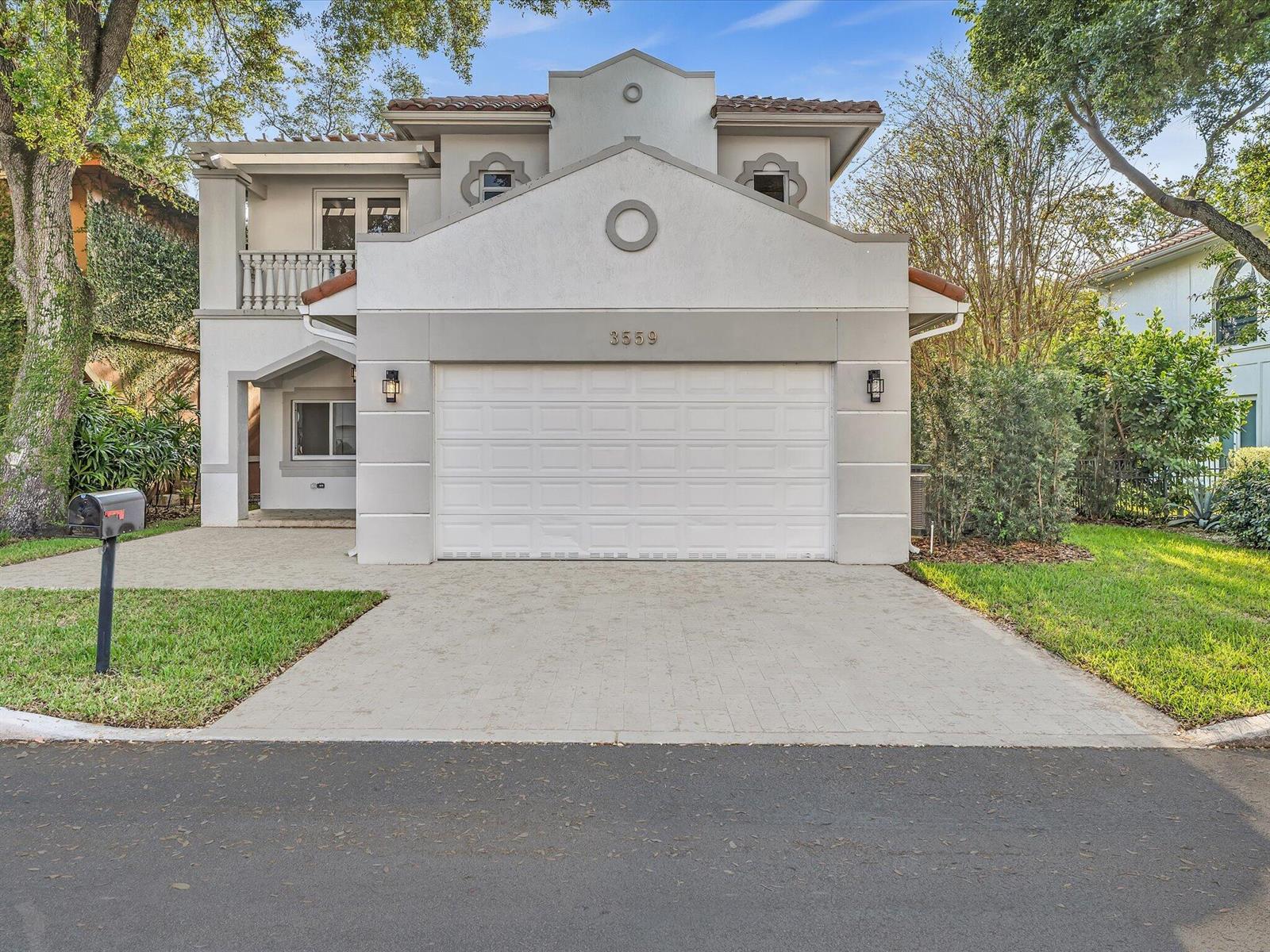3559 Forest View Circle, Dania Beach FL 33312