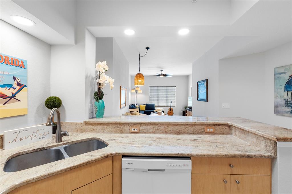 100 4TH AVENUE S UNIT 111, ST PETERSBURG, FL — photo 4 of 30