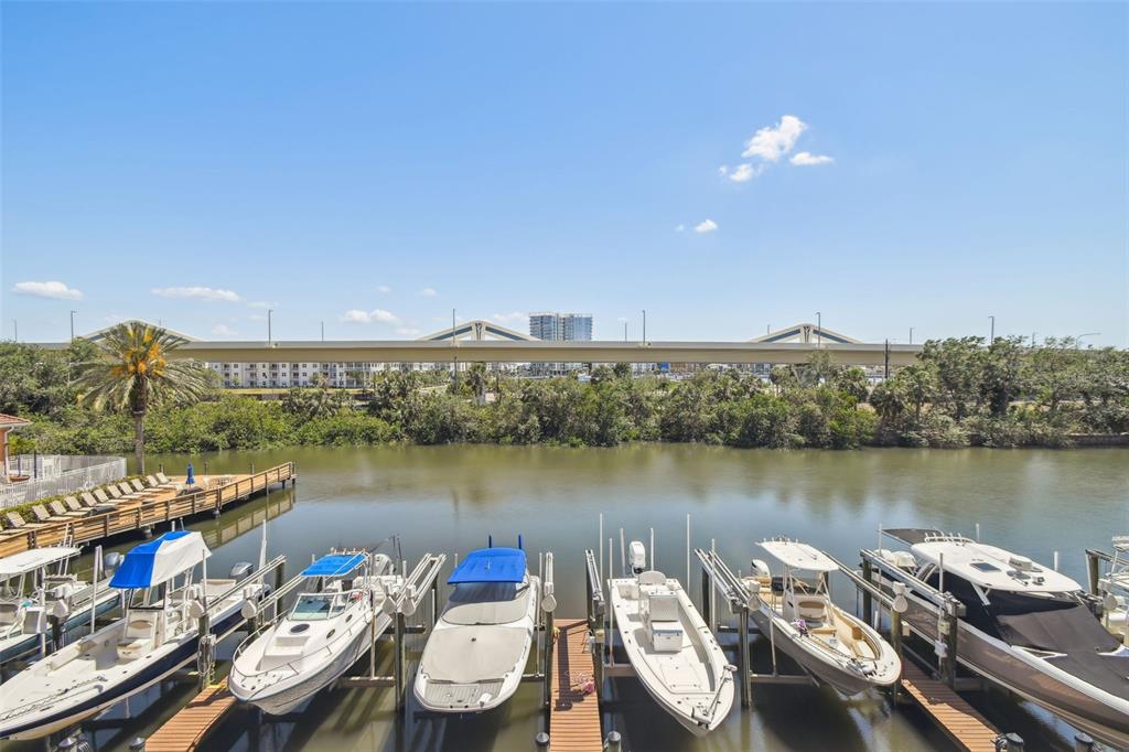 5000 CULBREATH KEY WAY UNIT 8-205