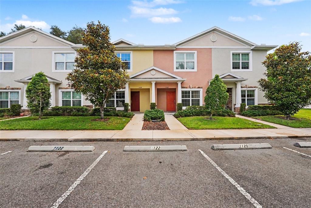 1124 HILLHURST DRIVE