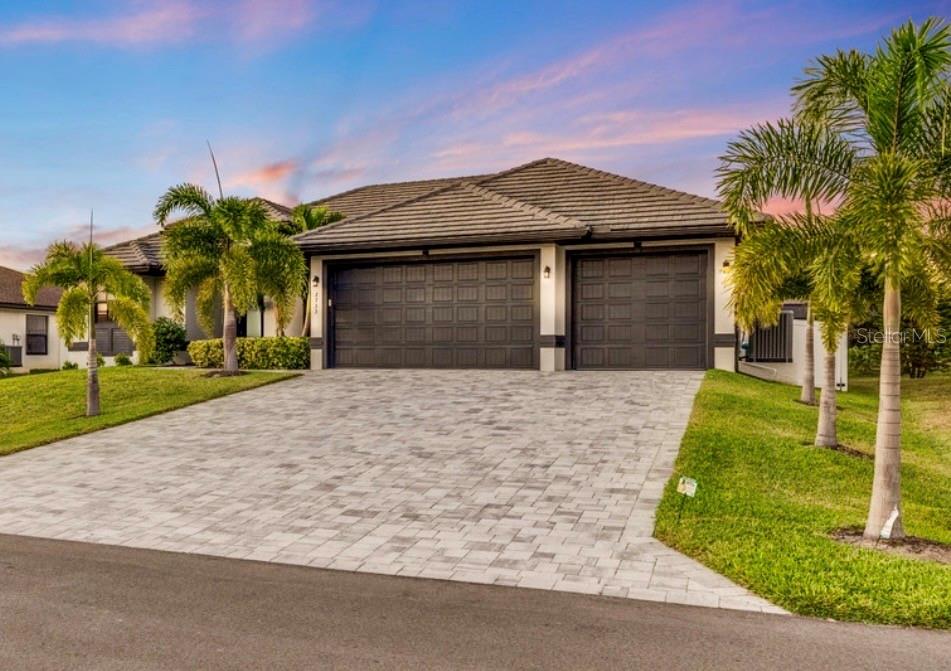 2733 SW 25TH STREET