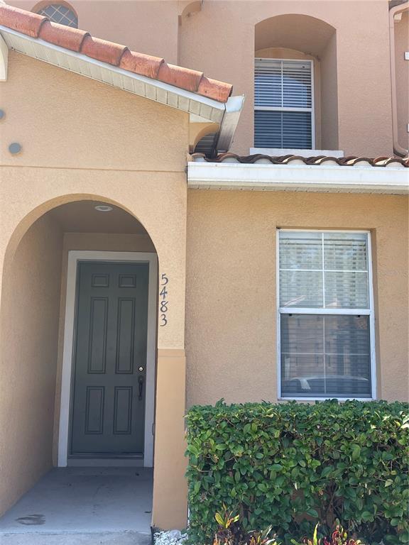 5483 PARADISE CAY CIRCLE
