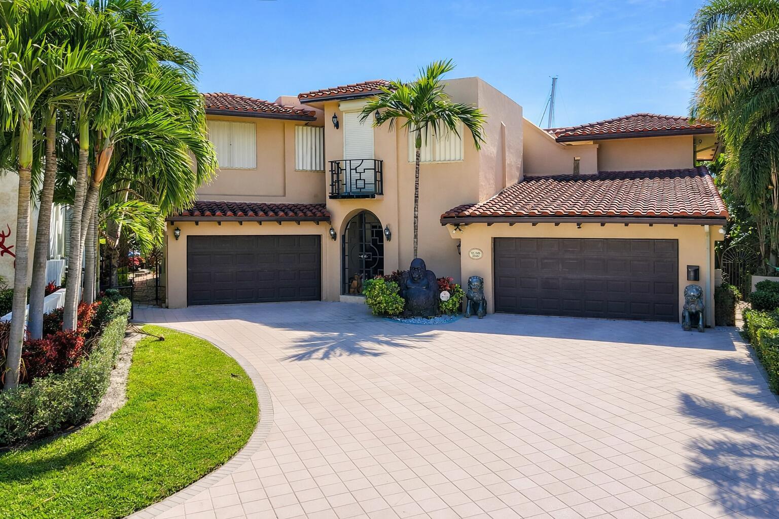 2850 NE 44th Street, Lighthouse Point FL 33064