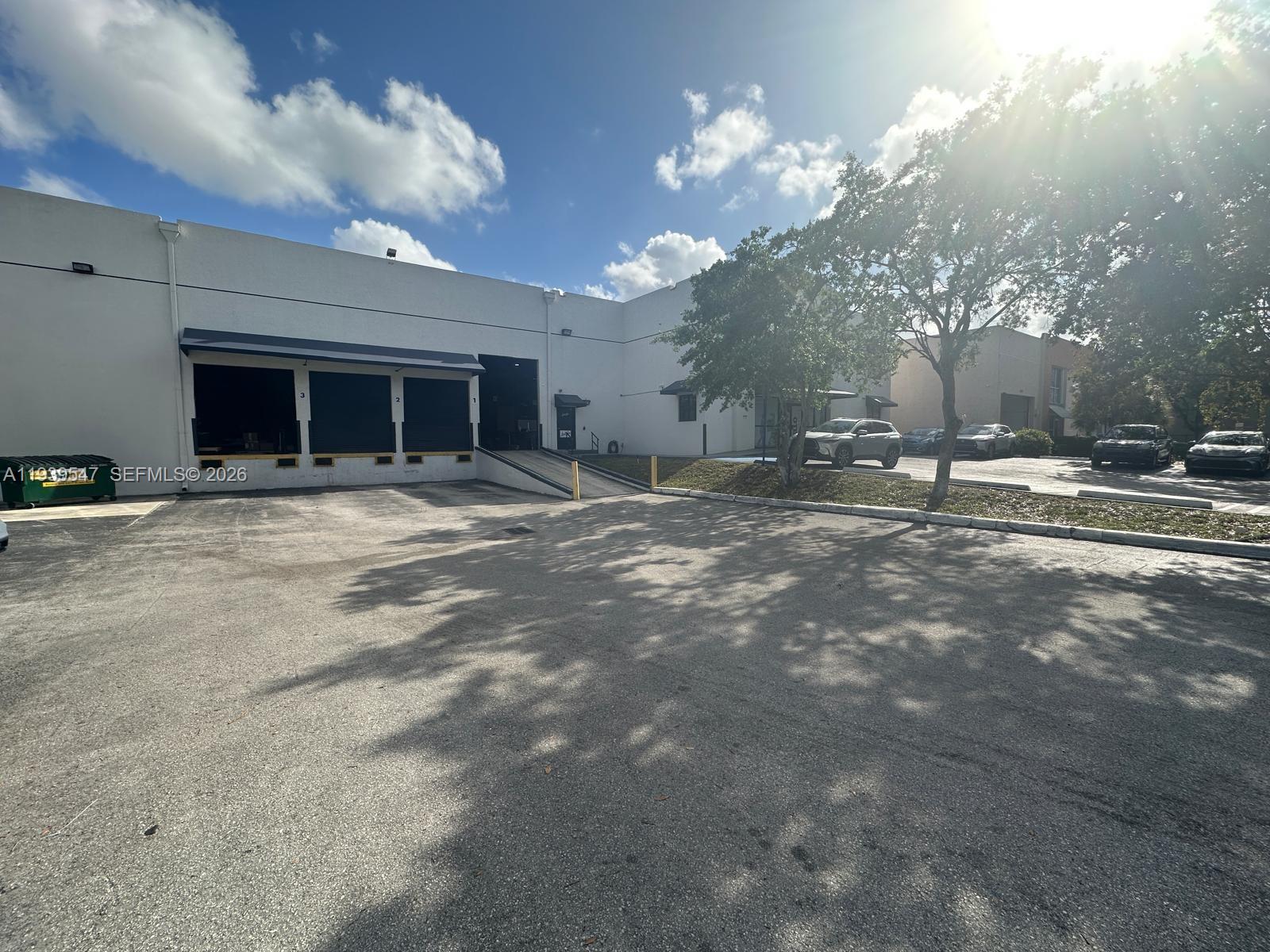 8500 NW 30th Ter, Doral FL 33122