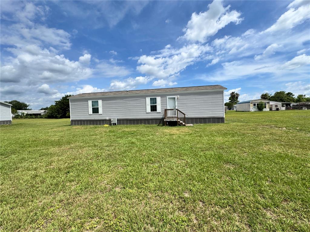 1115 NW 12TH LANE