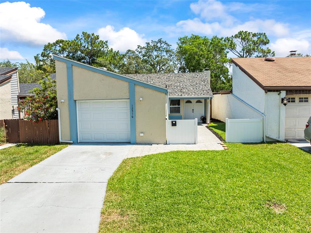 12516 COBBLE STONE DRIVE