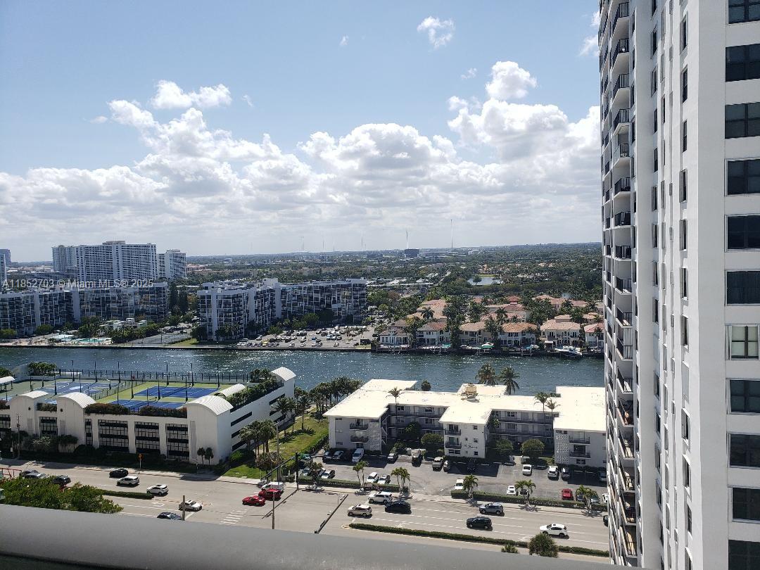 2301 S Ocean Dr # 1906, Hollywood FL 33019