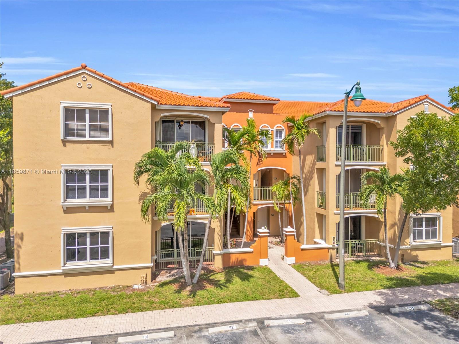 6670 NW 114th Ave # 601, Doral FL 33178
