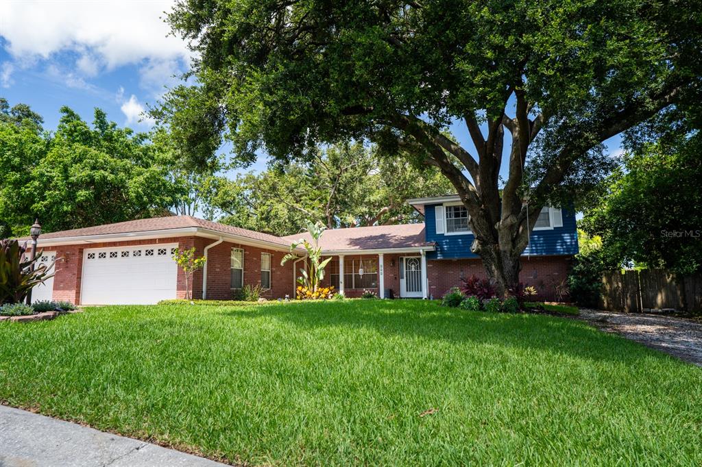 237 MANATEE ROAD