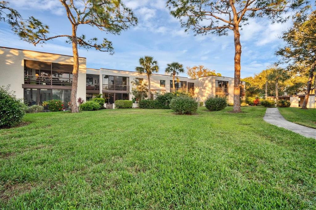 5032 MARSHFIELD ROAD UNIT 19