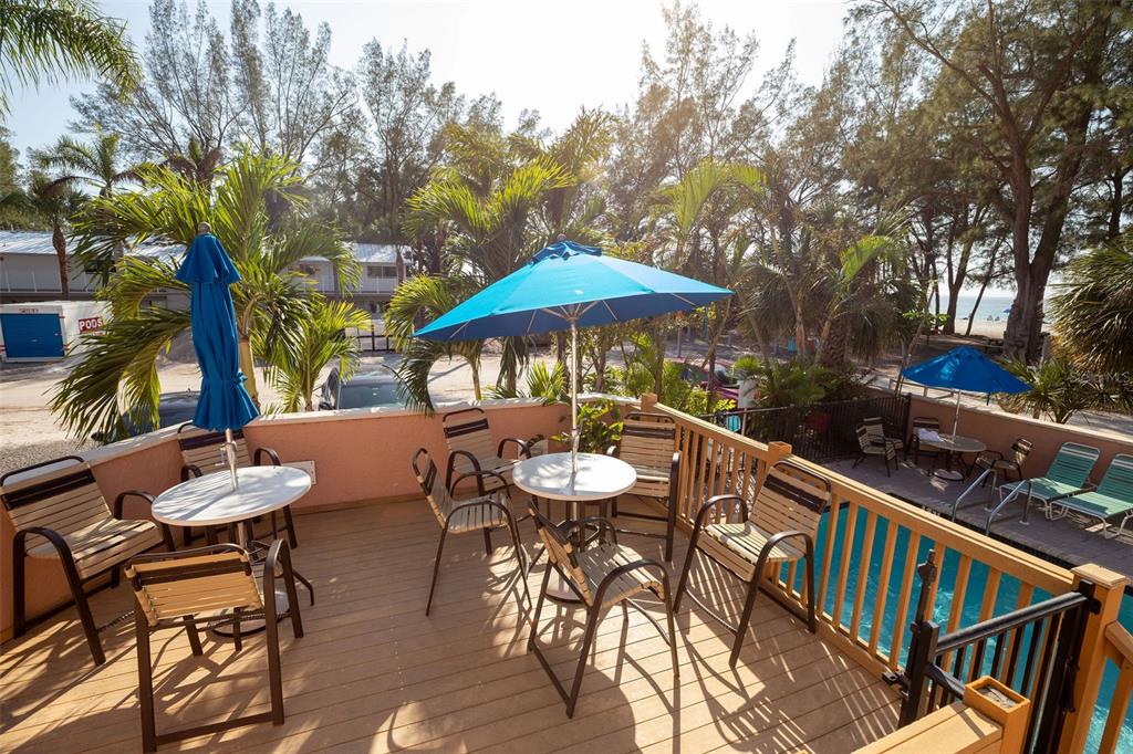 102 39TH STREET UNIT 2, HOLMES BEACH, FL — photo 4 of 30