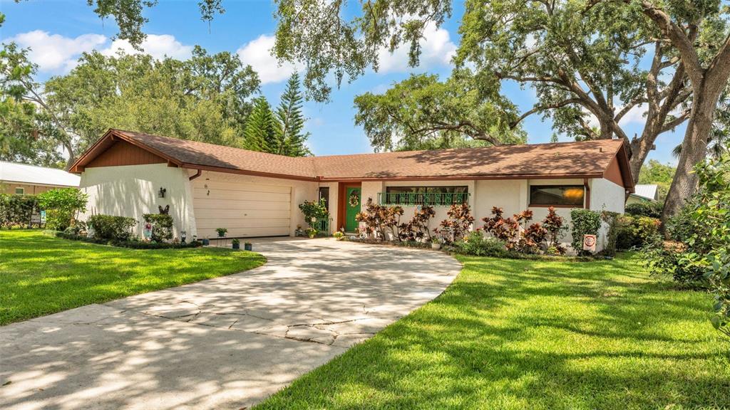 527 DUCHESS DRIVE