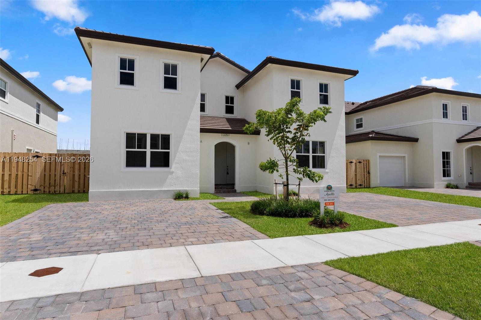 27335 SW 133 path, Miami FL 33032