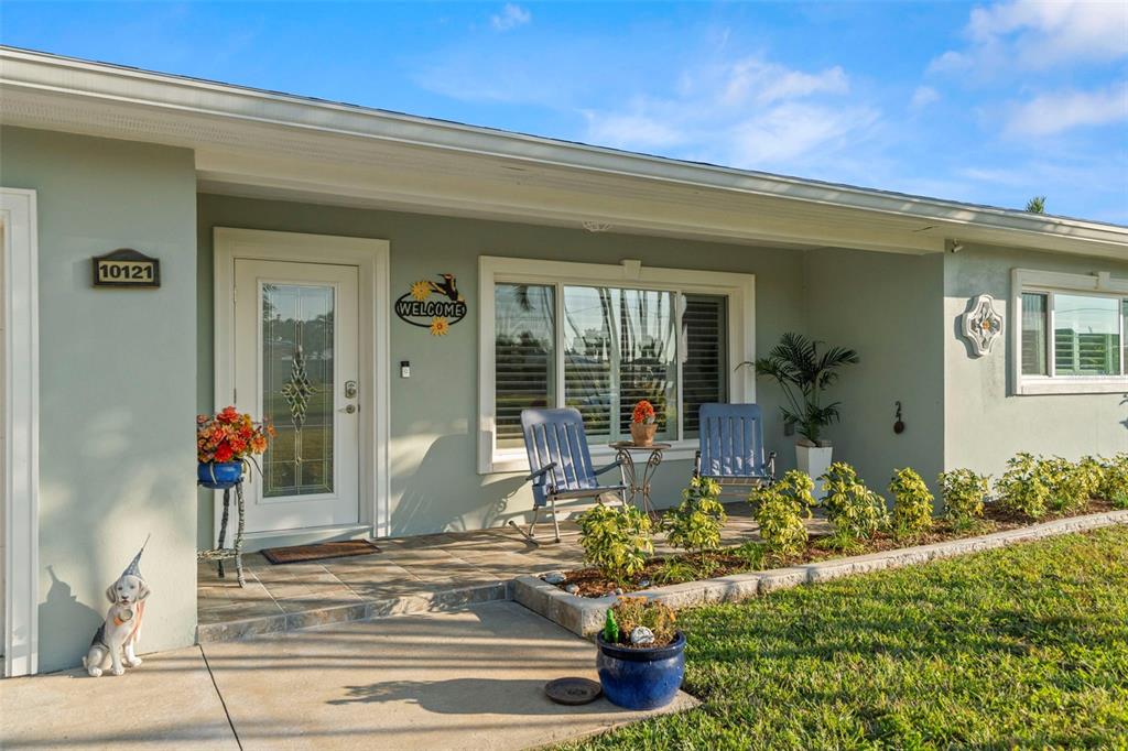 10121 4TH STREET E, TREASURE ISLAND, FL — photo 3 of 30