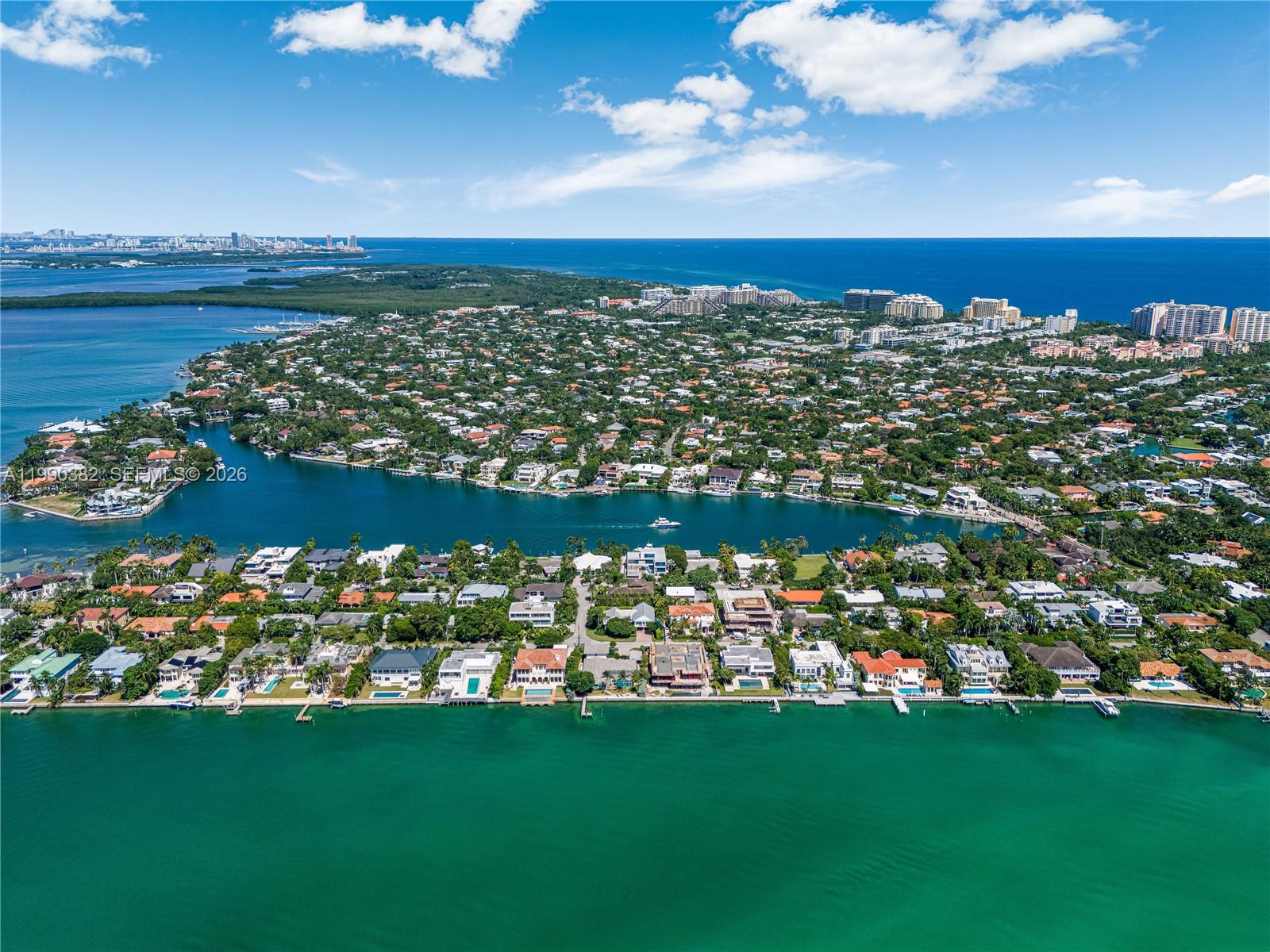 640 S Mashta Dr, Key Biscayne FL 33149