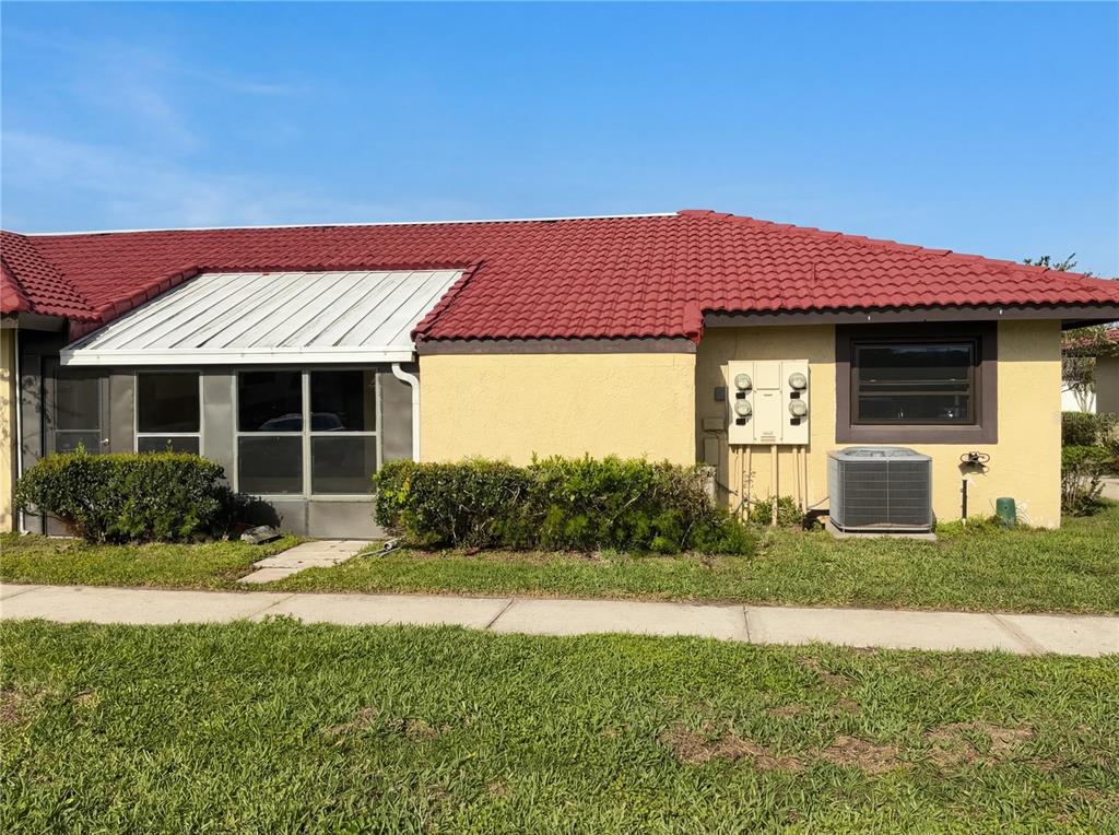 444 HUNTER CIRCLE, KISSIMMEE, FL — photo 5 of 24