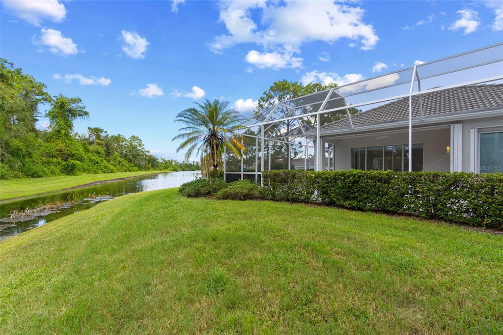 8628 54TH AVENUE CIRCLE E, BRADENTON, FL — photo 2 of 24