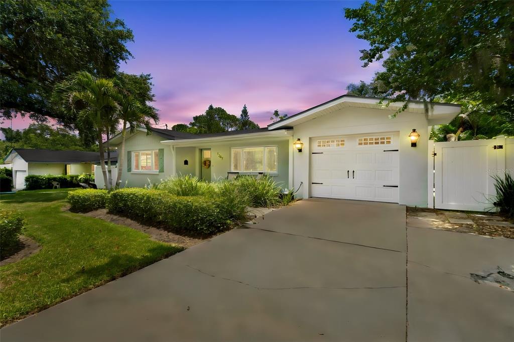 1207 KAPOK CIRCLE