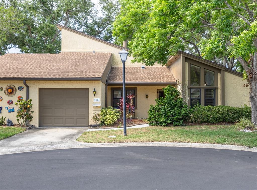 2101 SUNSET POINT ROAD UNIT 1305