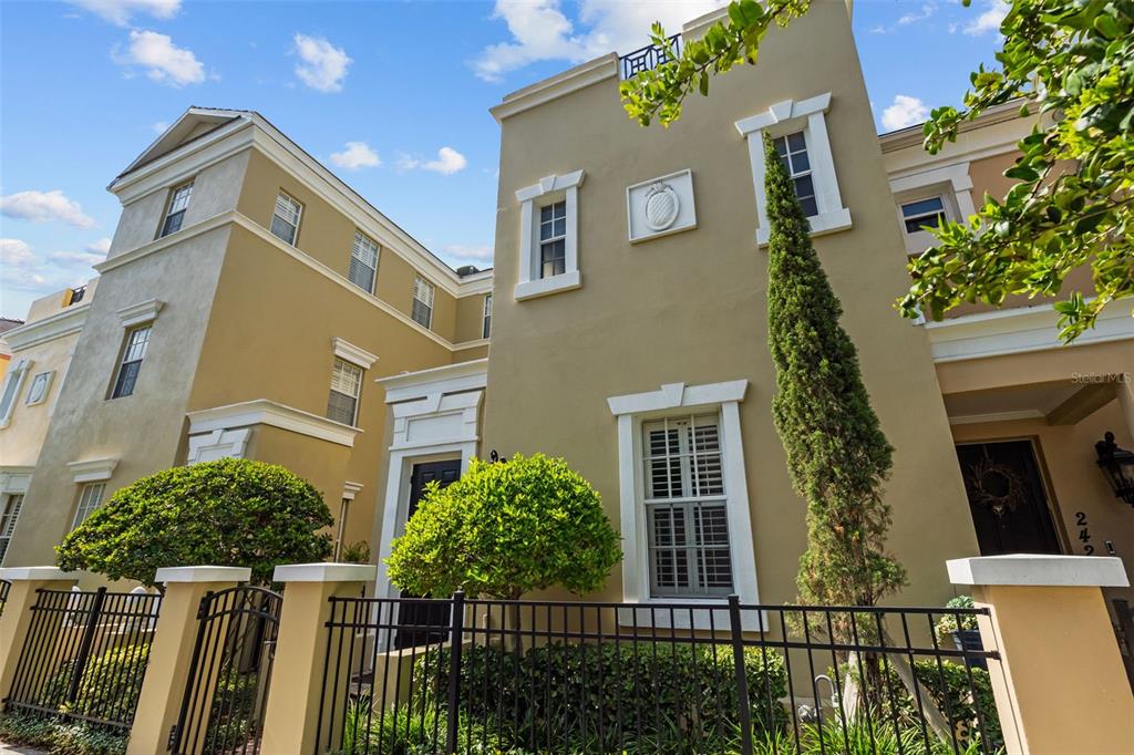 2419 VICTORIA GARDENS LANE