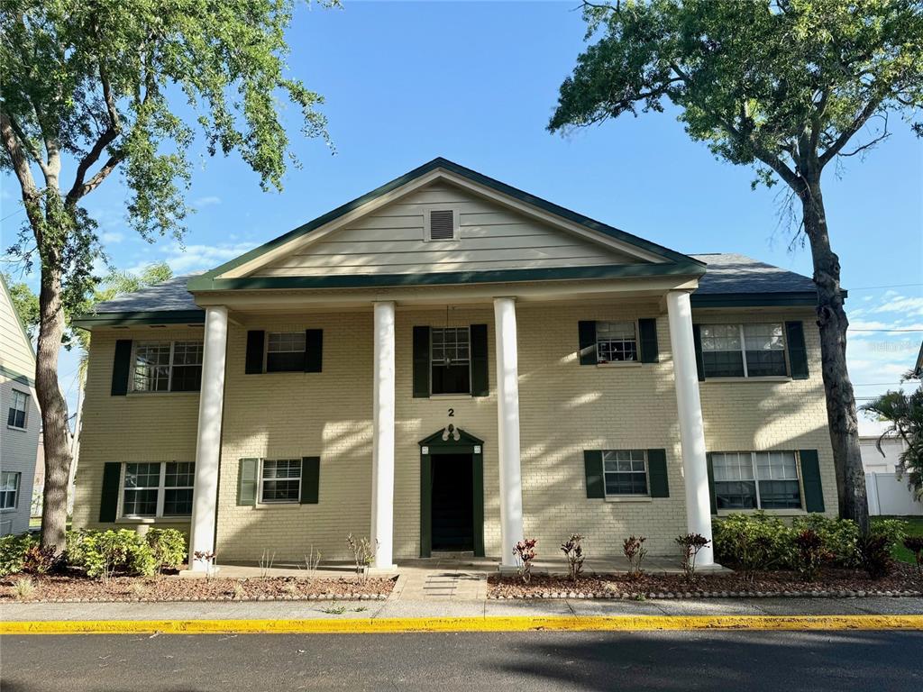 117 N MERCURY AVENUE UNIT 117
