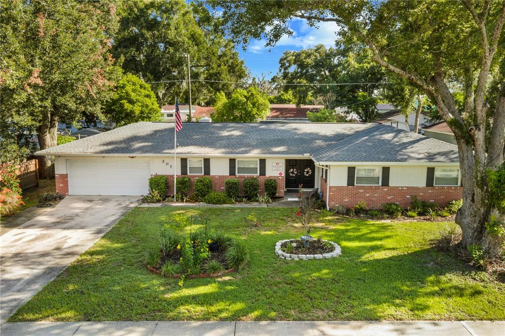 207 W WHEELER ROAD