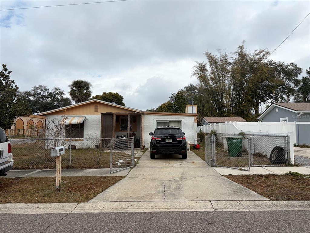 8723 N RIVER FOREST CIRCLE