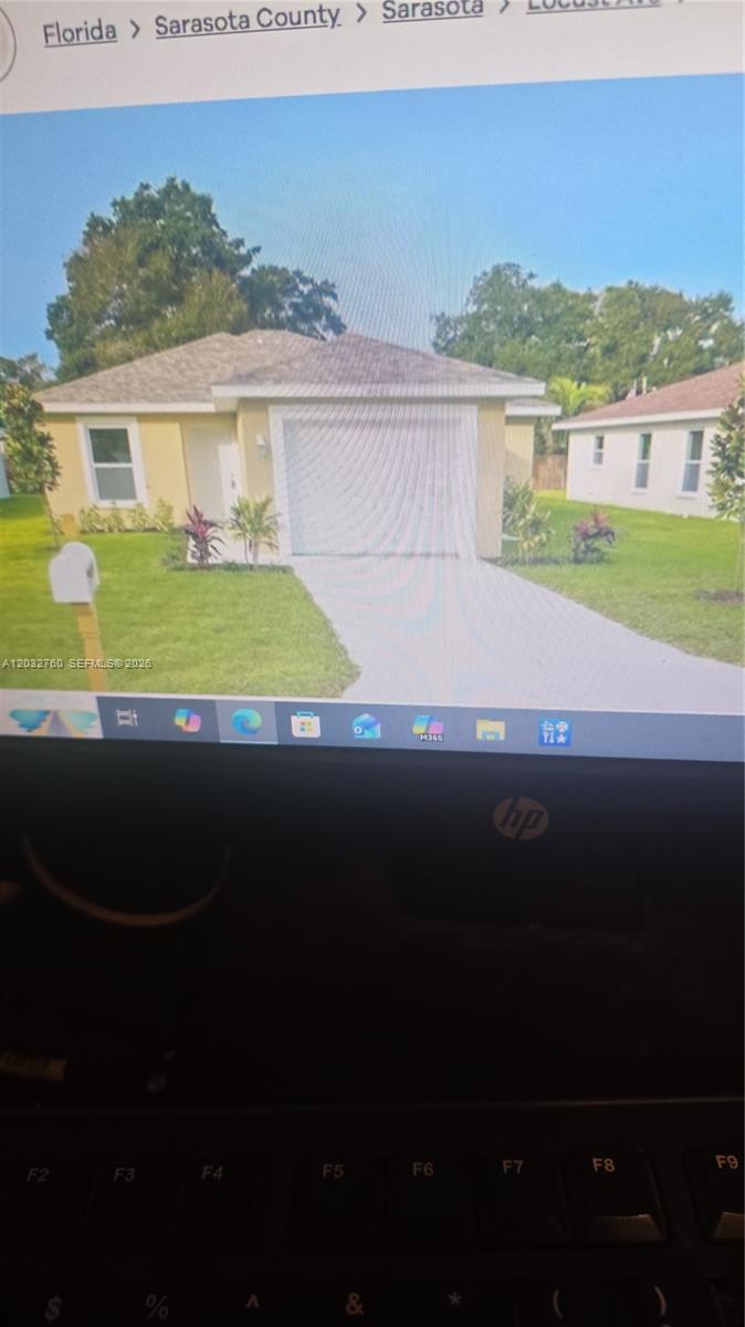 4045 locust # 1, Sarasota FL 34234