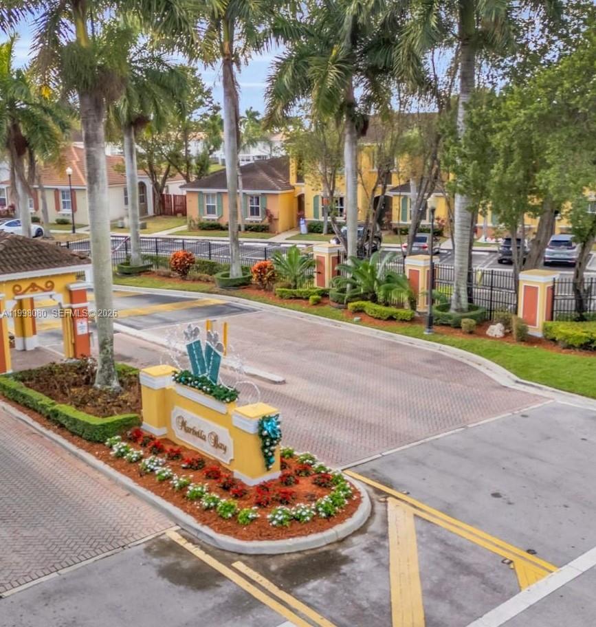 979 NE 42nd Ter, Homestead FL 33033
