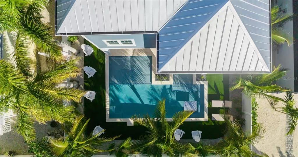 2210 AVENUE A, BRADENTON BEACH, FL — photo 4 of 30