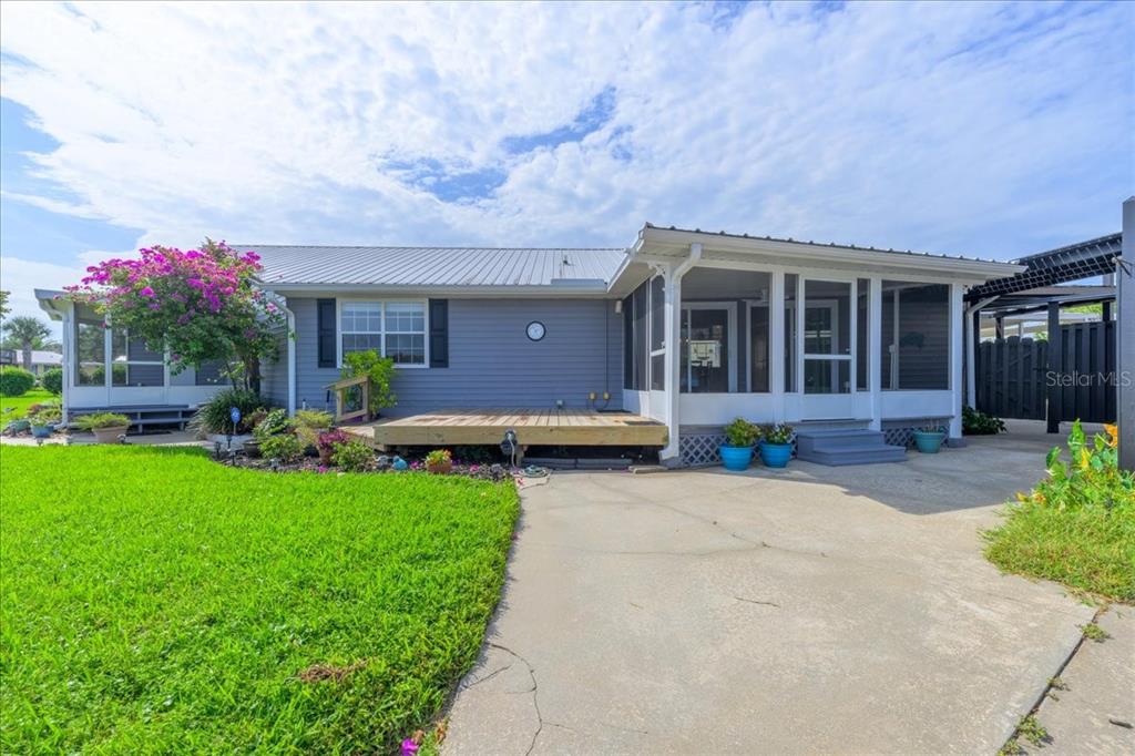 164 MOONLITE DRIVE, WELAKA, FL — photo 3 of 30