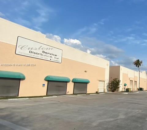 2503 John P Lyons Ln, Pembroke Park FL 33009