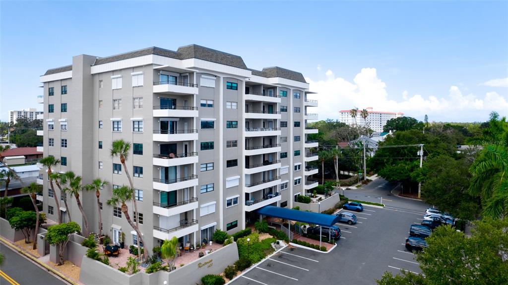 1400 1ST AVENUE W UNIT 206