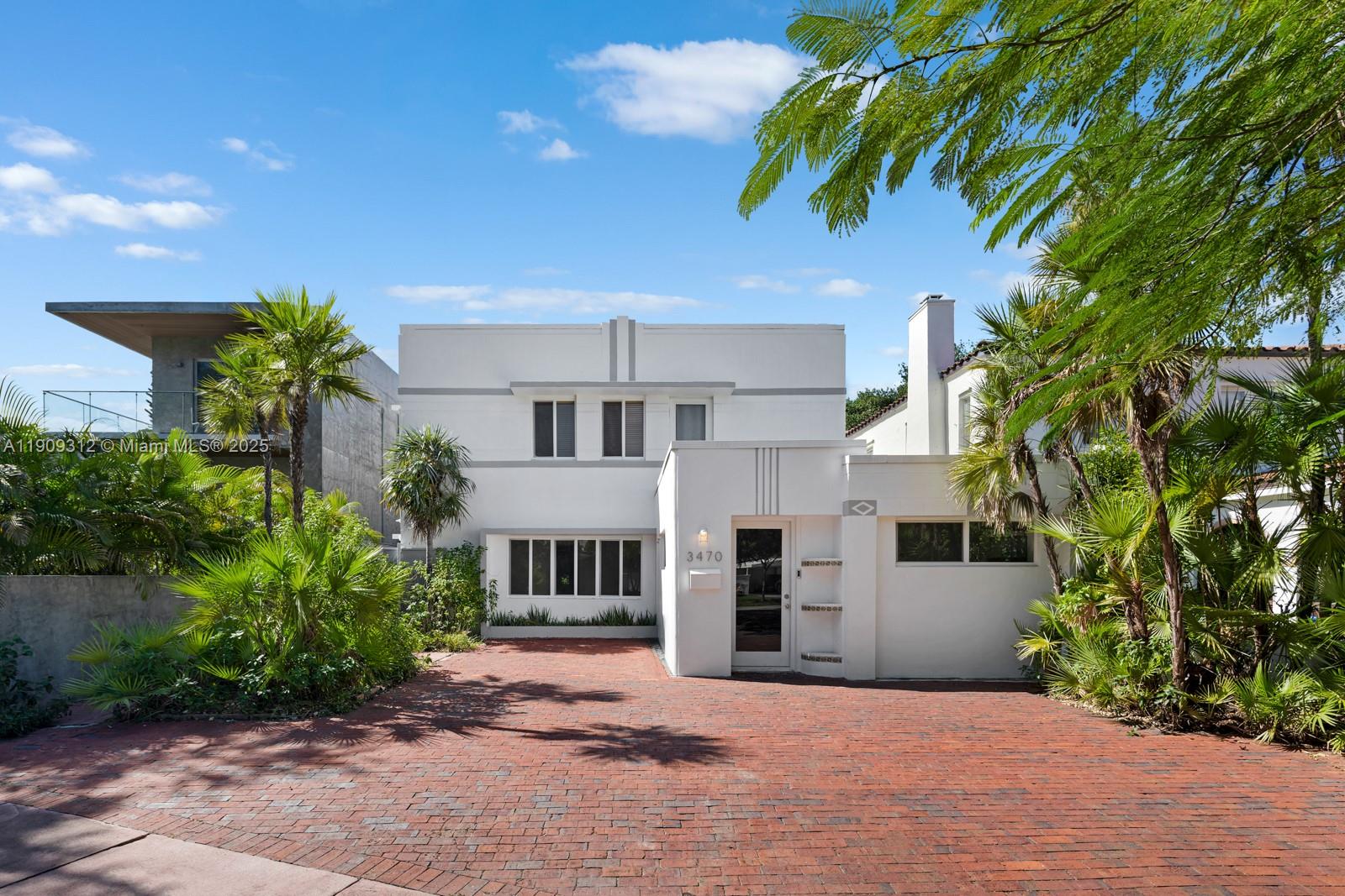 3470 N Meridian Ave, Miami Beach FL 33140