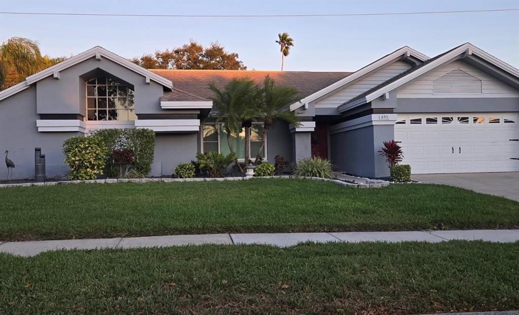 695 HOUSE WREN CIRCLE