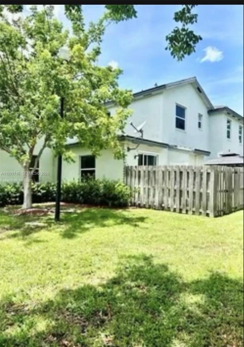133 SE 28 # 8, Homestead FL 33033