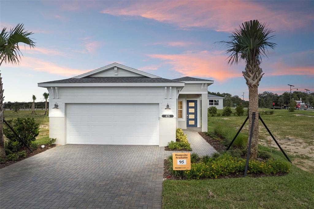 435 VERONA WAY