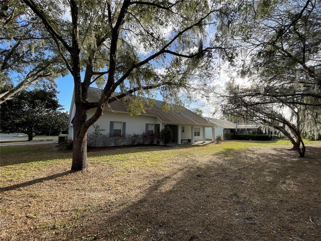 19655 SPRING OAK DRIVE, EUSTIS, FL — photo 5 of 30